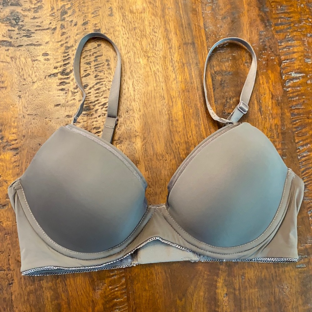 Calvin Klein Custom Lift Demi Bra 30D